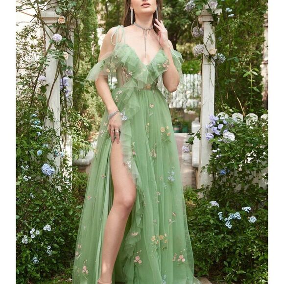Elegant A Line Embroidered Off The Shoulder Green Floral Ruffled Prom Gown - Picture 8 of 9